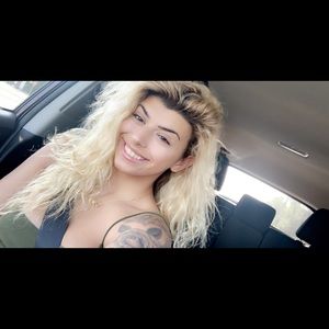 Meet your Posher, Victoria